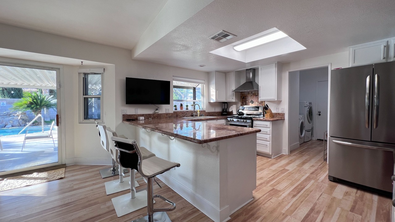 Photo of Kitchen in Racquet Club South