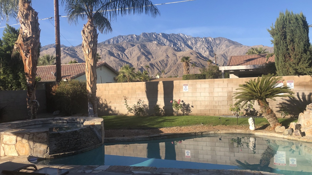 Photo of Outdoor in Racquet Club South