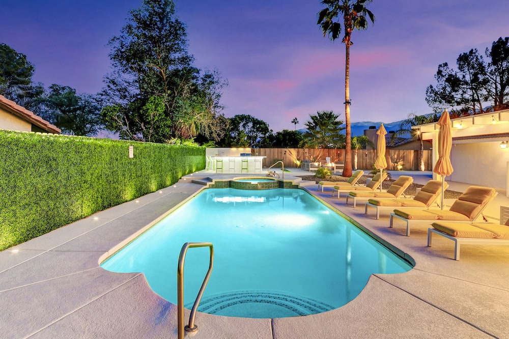 Photo of Outdoor in Sunrise Vista Chino