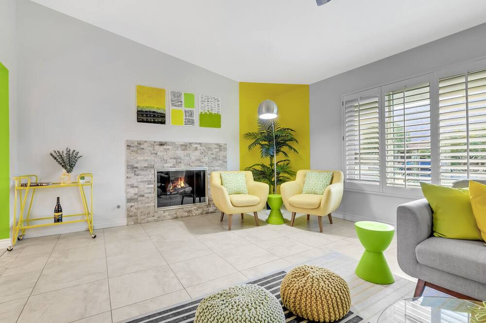 Photo of Livingroom in Sunrise Vista Chino