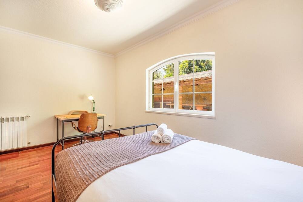 Photo of Bedroom in Sao Joao das Lampas