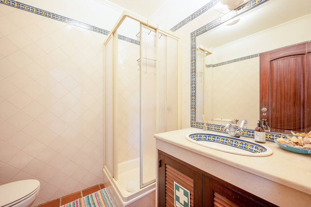Photo of Bathroom in Sao Joao das Lampas