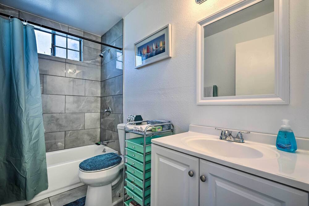 Photo of Bathroom in Whittier