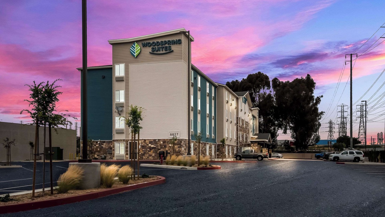 Photo of Outdoor in Bellflower
