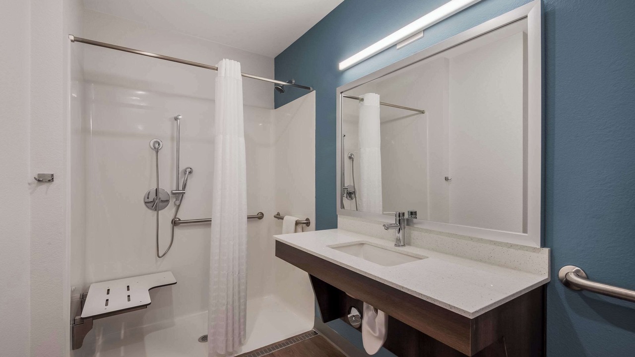 Photo of Bathroom in Bellflower