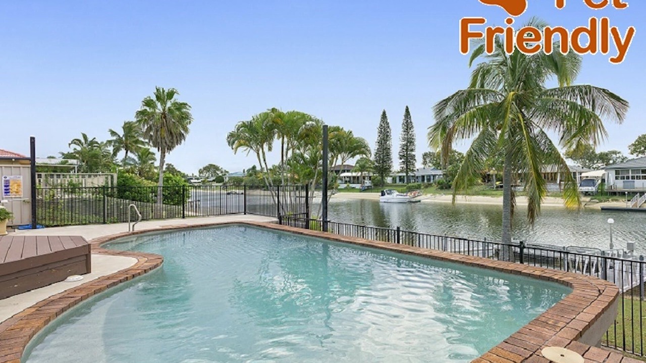 Photo of Outdoor in Mermaid Waters