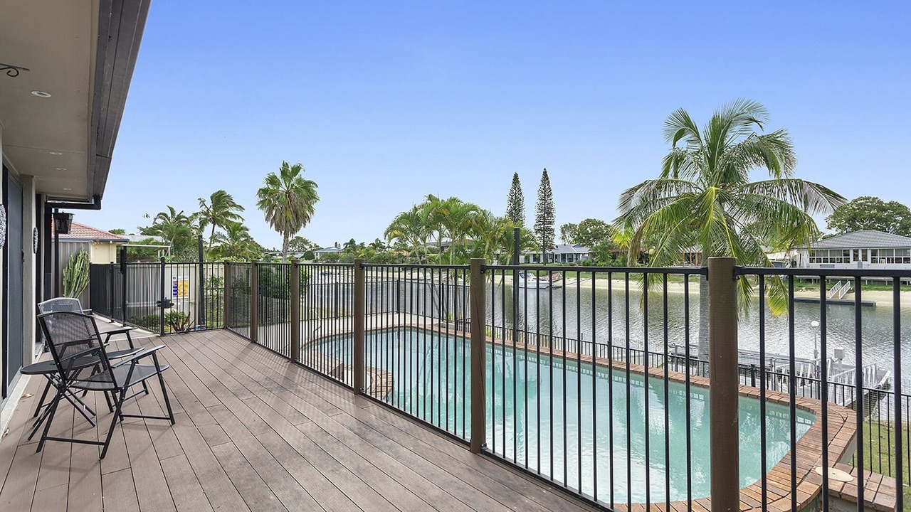 Photo of Outdoor in Mermaid Waters
