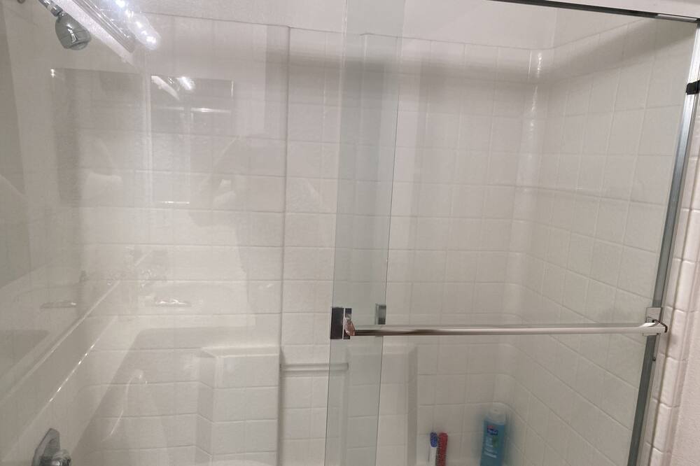 Photo of Bathroom in Guasti