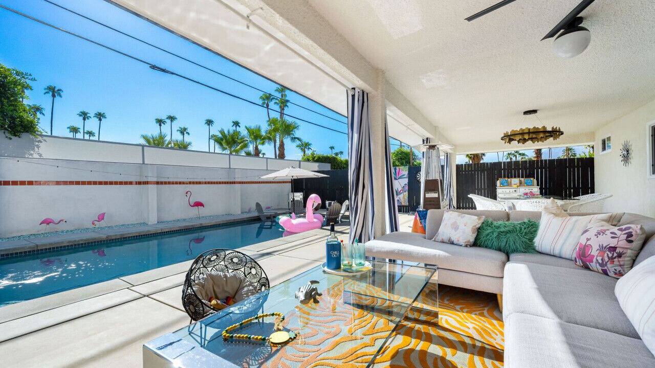 Photo of Livingroom in Deep Well Ranch