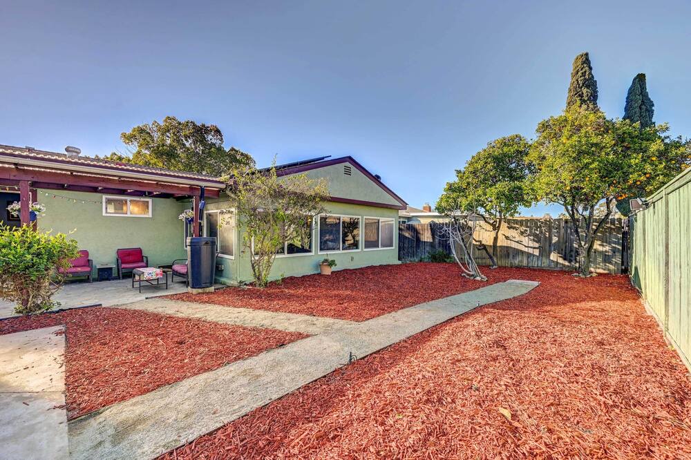 Photo of Outdoor in Allied Gardens