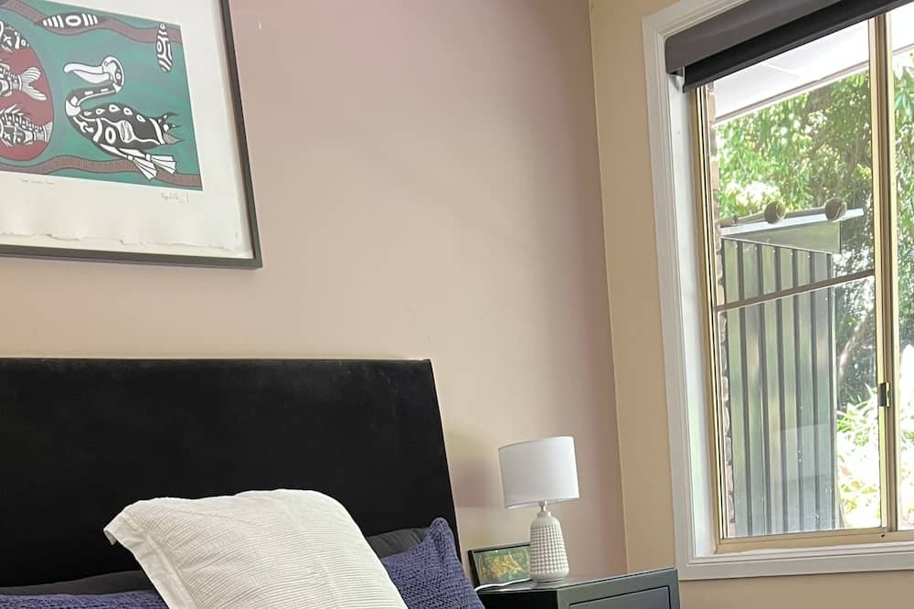 Photo of Bedroom in Mudgeeraba