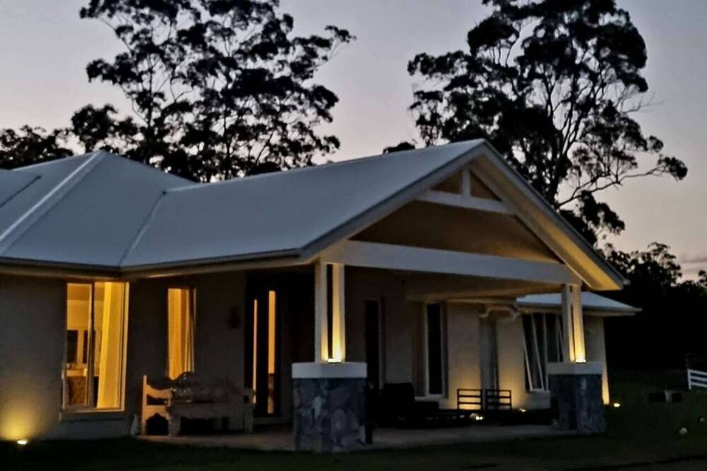 Photo of Outdoor in Wongawallan