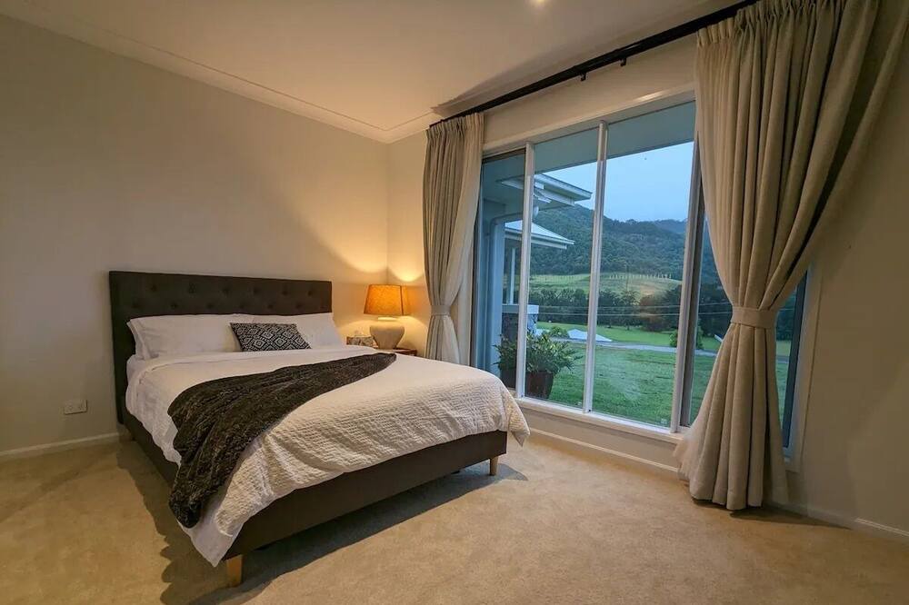 Photo of Bedroom in Wongawallan