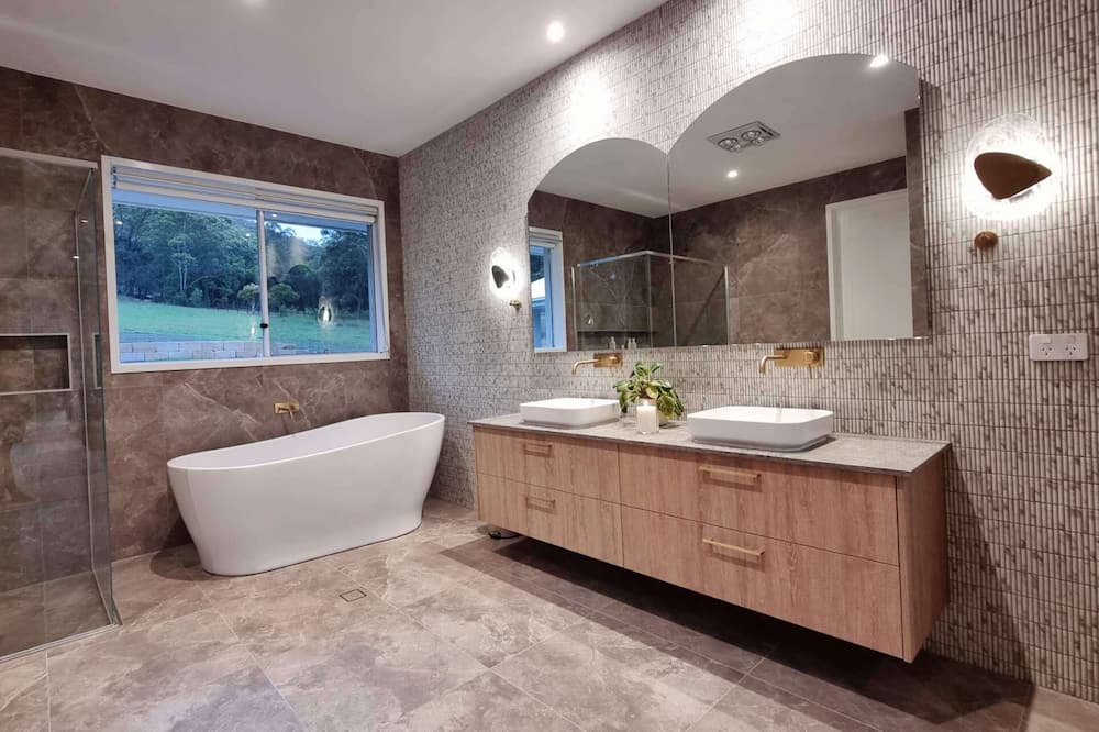Photo of Bathroom in Wongawallan