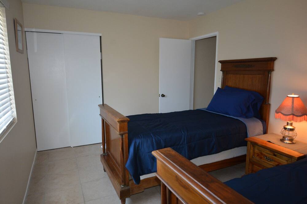 Photo of Bedroom in Earp