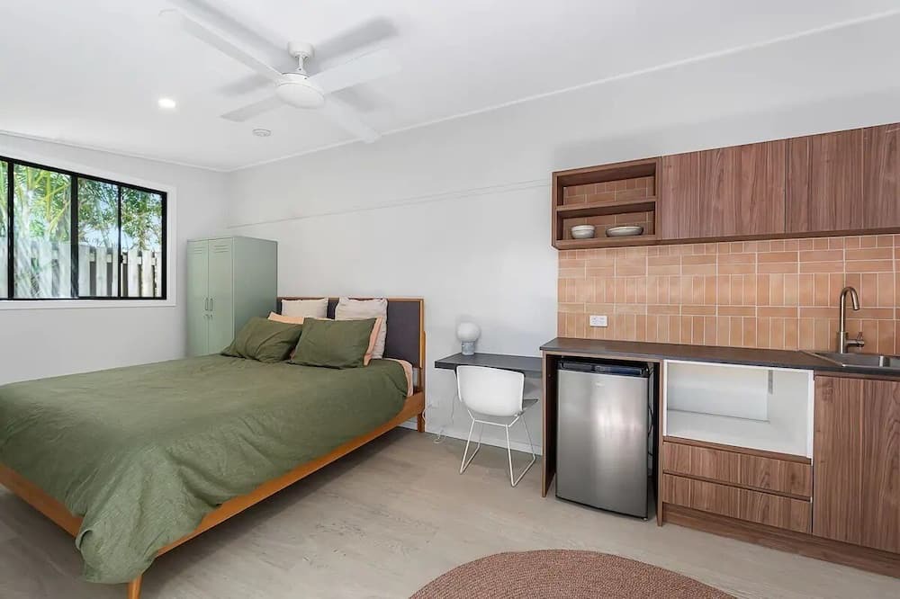 Photo of Bedroom in Mermaid Beach