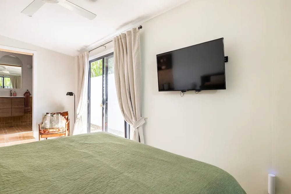 Photo of Bedroom in Mermaid Beach