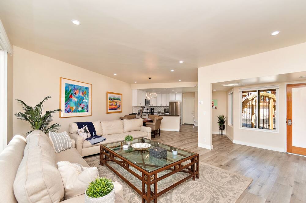 Photo of Bedroom in Cathedral City