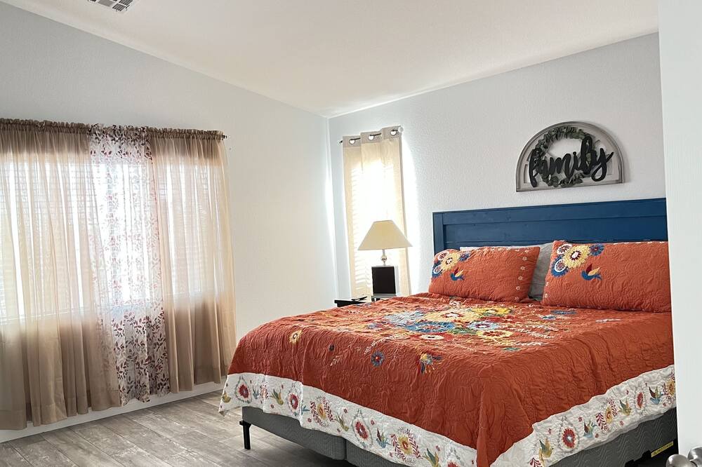 Photo of Bedroom in North Las Vegas