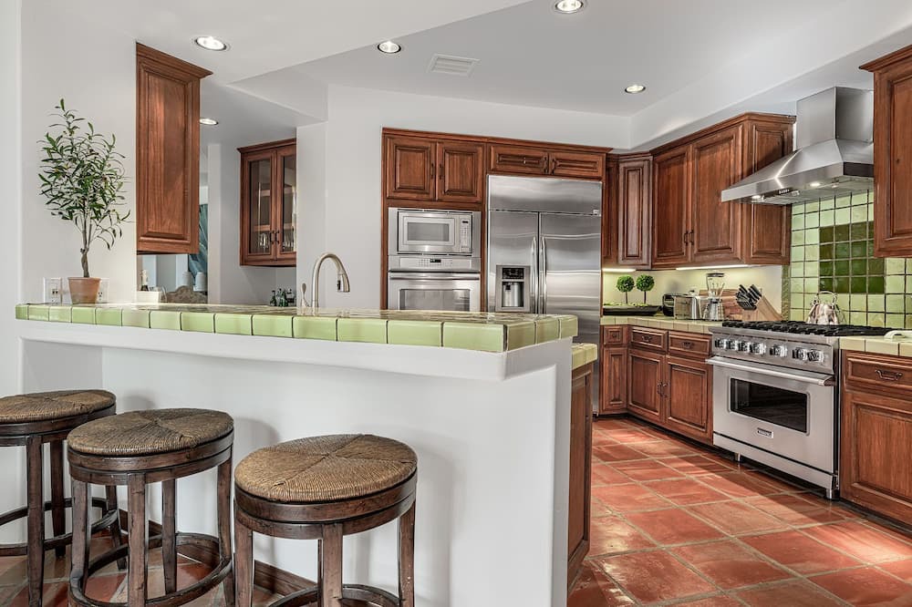 Photo of Kitchen in Sunrise Vista Chino