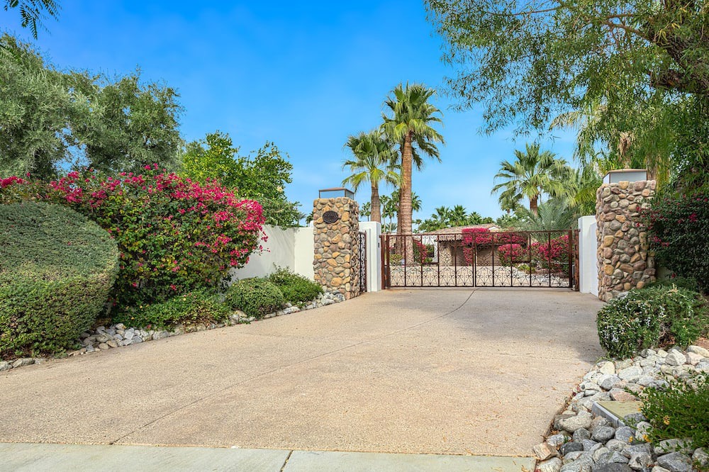 Photo of Outdoor in Sunrise Vista Chino