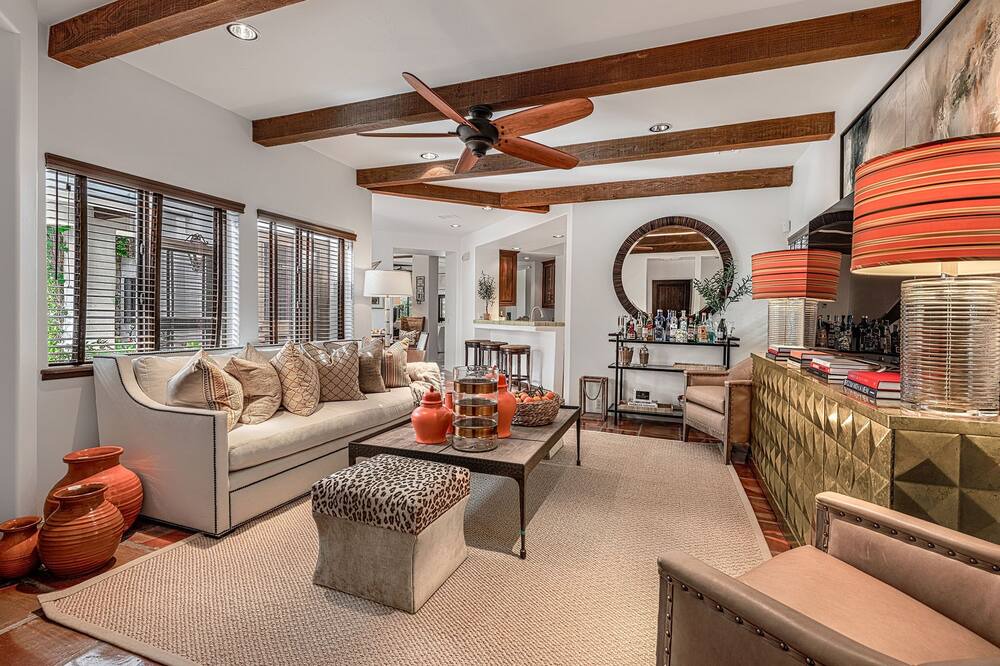 Photo of Livingroom in Sunrise Vista Chino