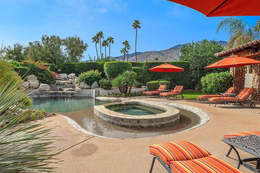 Photo of Outdoor in Sunrise Vista Chino
