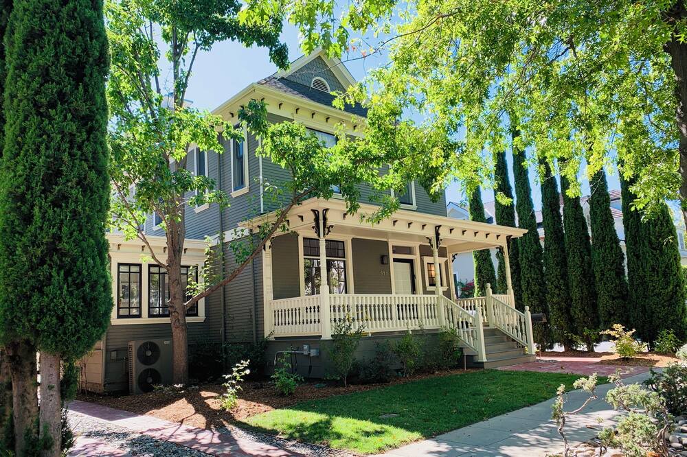 Photo of Outdoor in Professorville