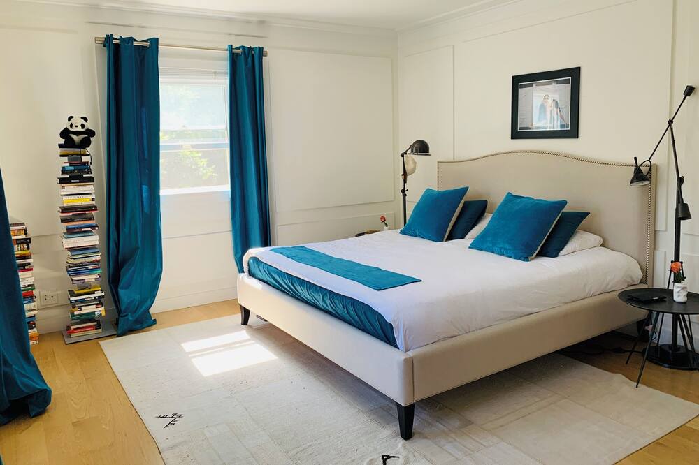 Photo of Bedroom in Professorville