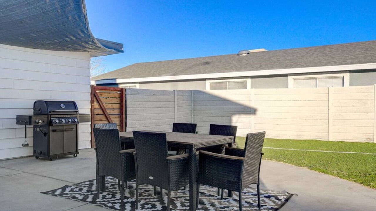 Photo of Outdoor in Sunrise Manor
