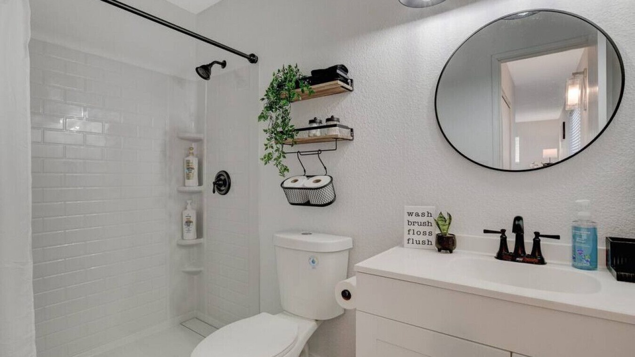 Photo of Bathroom in Sunrise Manor