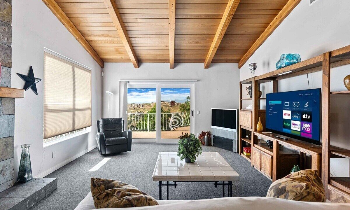 Photo of Livingroom in Ramona