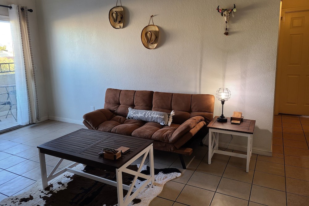 Photo of Livingroom in Sunrise Manor