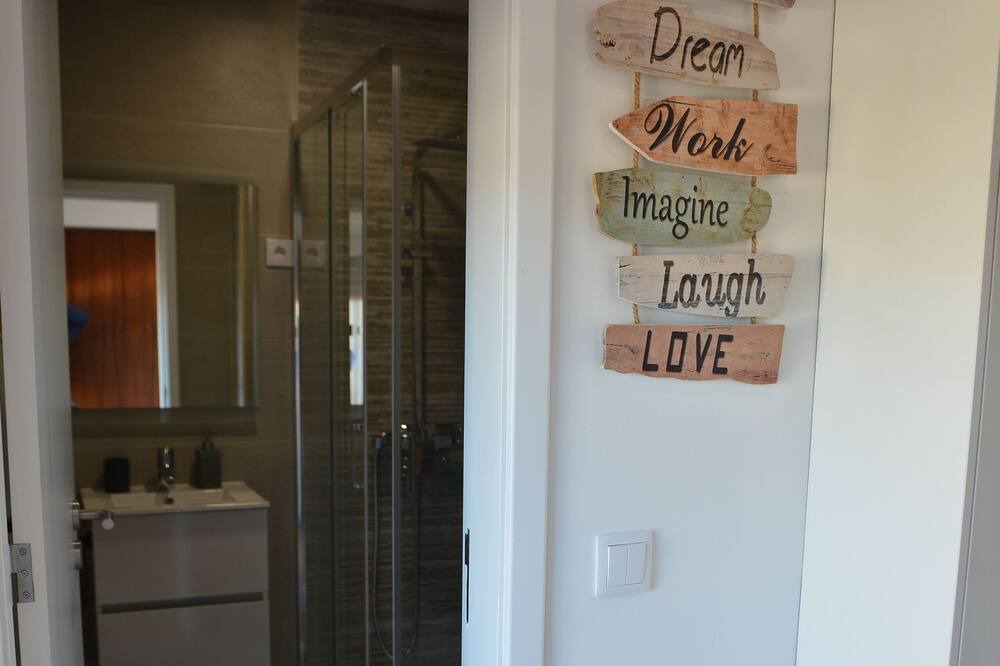 Photo of Bathroom in Seia