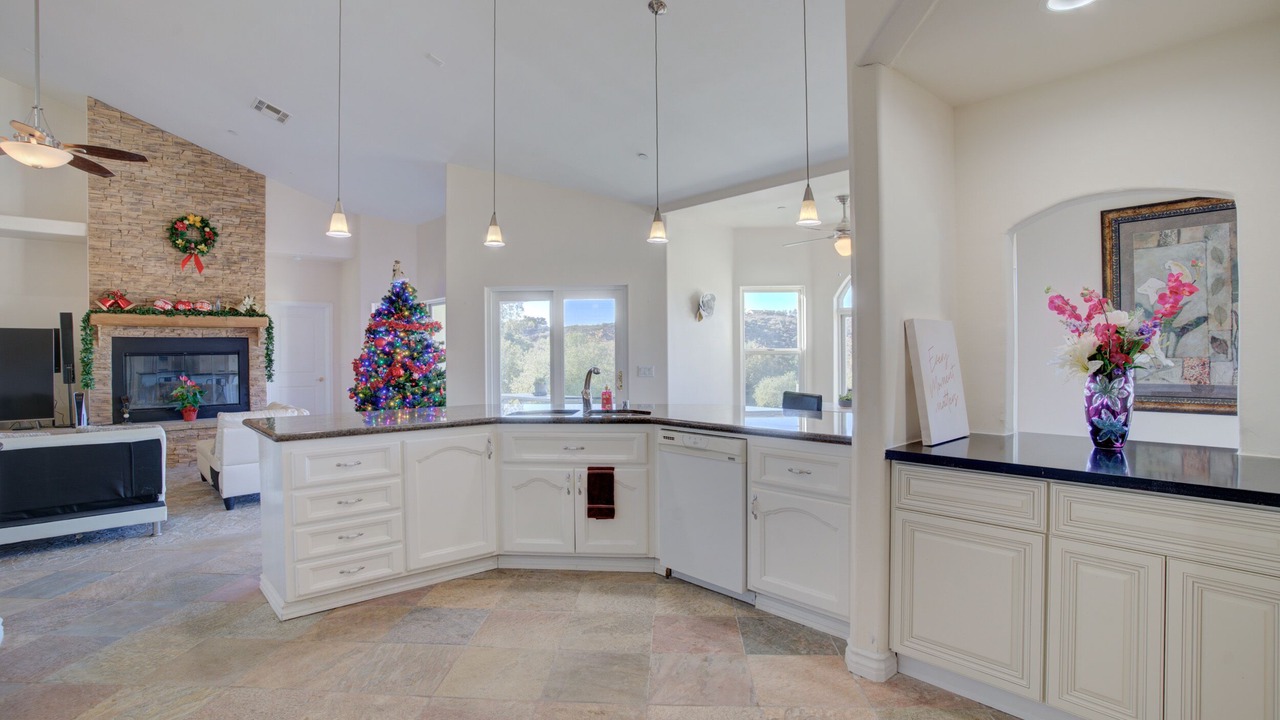Photo of Kitchen in Valley Center