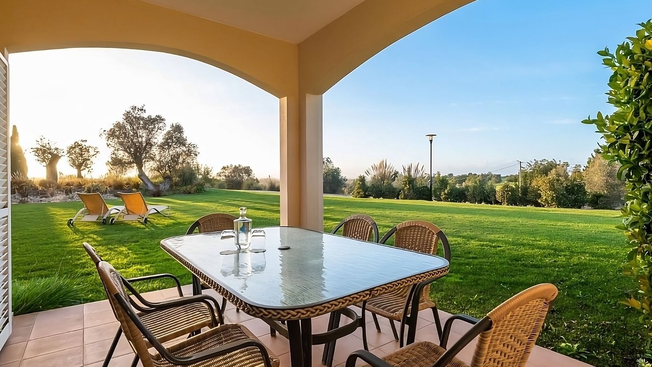 Photo of Outdoor in Estombar