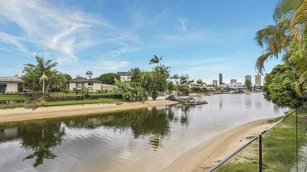 Photo of Others in Broadbeach Waters