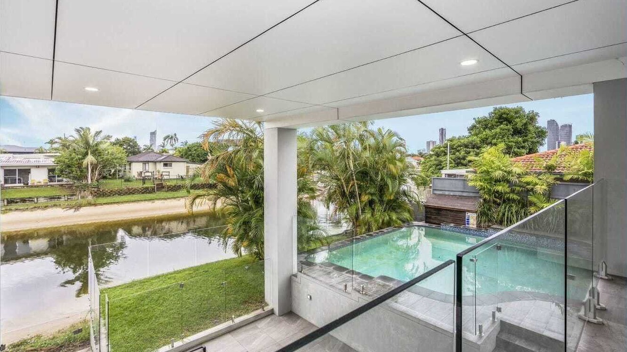 Photo of Outdoor in Broadbeach Waters