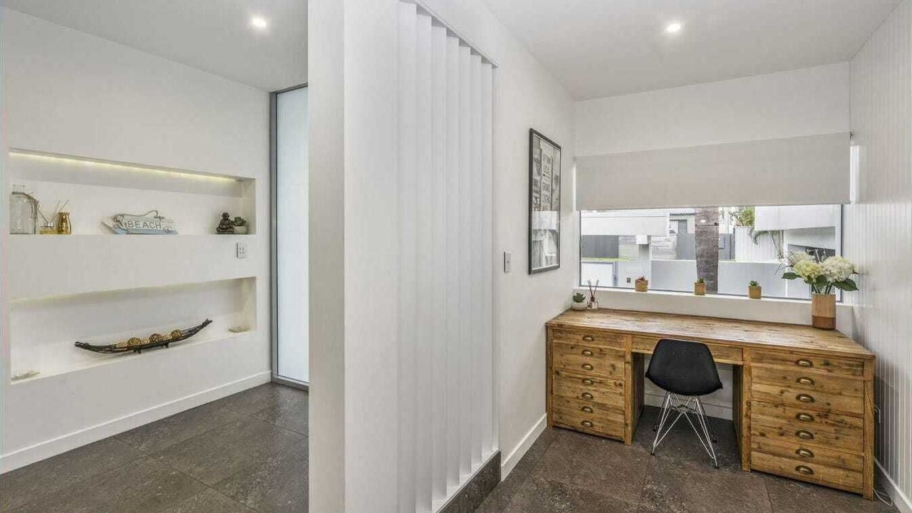 Photo of Kitchen in Broadbeach Waters