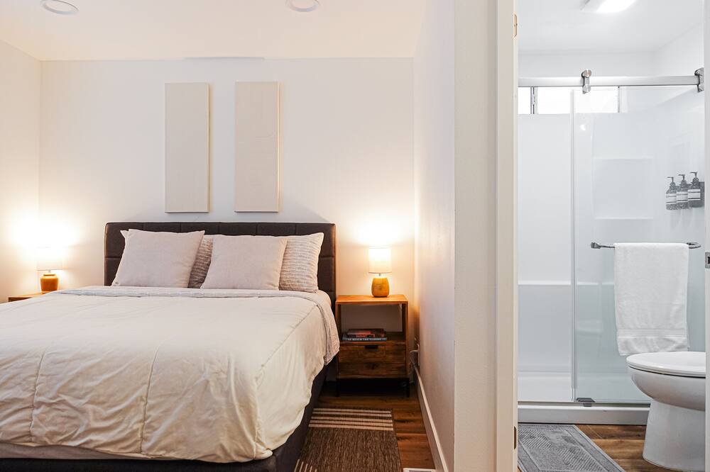 Photo of Bedroom in Mira Monte