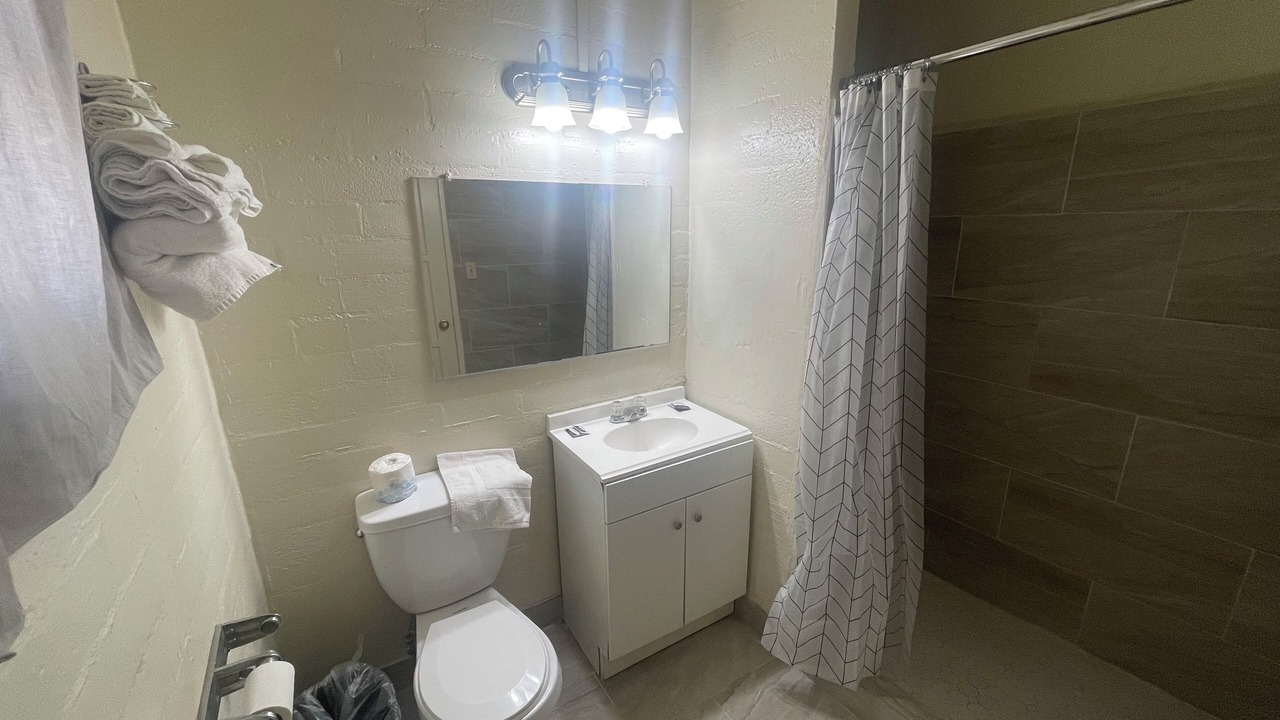 Photo of Bathroom in Calexico