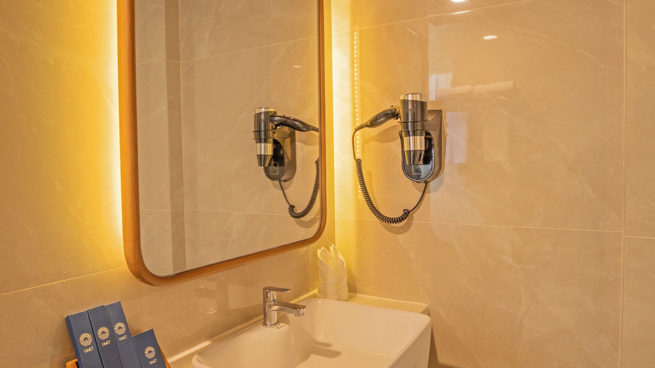 Photo of Bathroom in Male