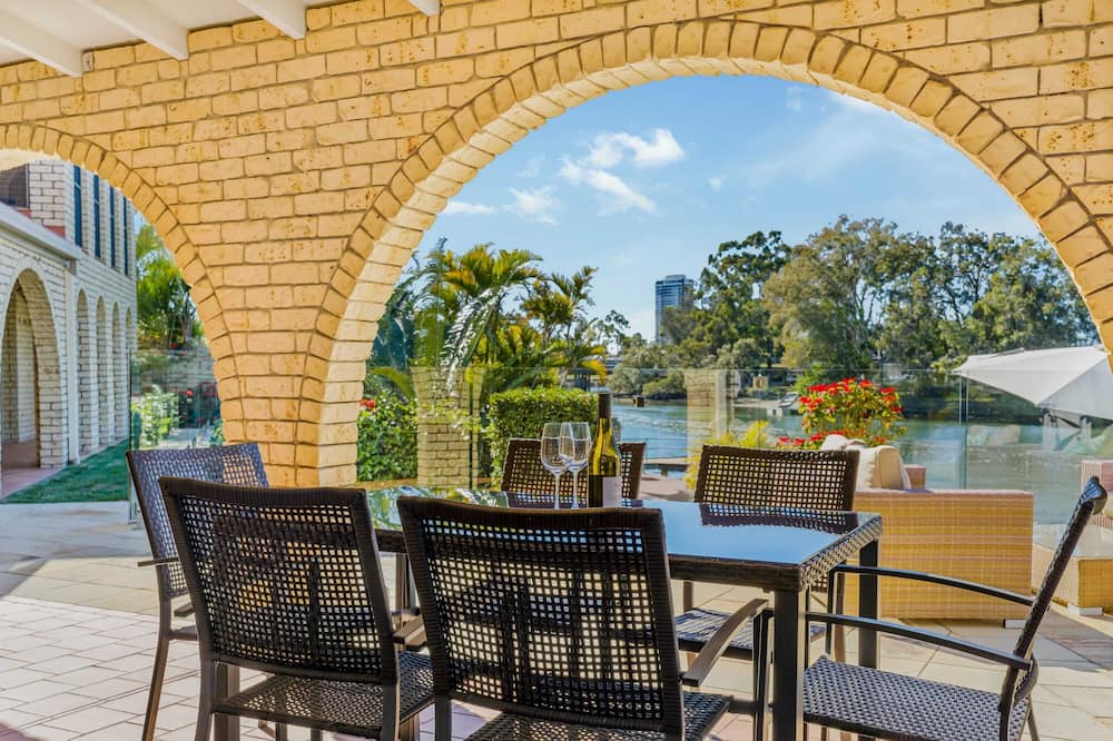 Photo of Outdoor in Biggera Waters