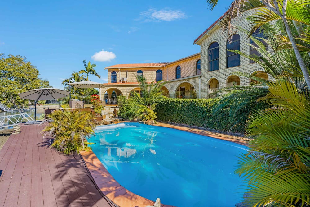 Photo of Outdoor in Biggera Waters