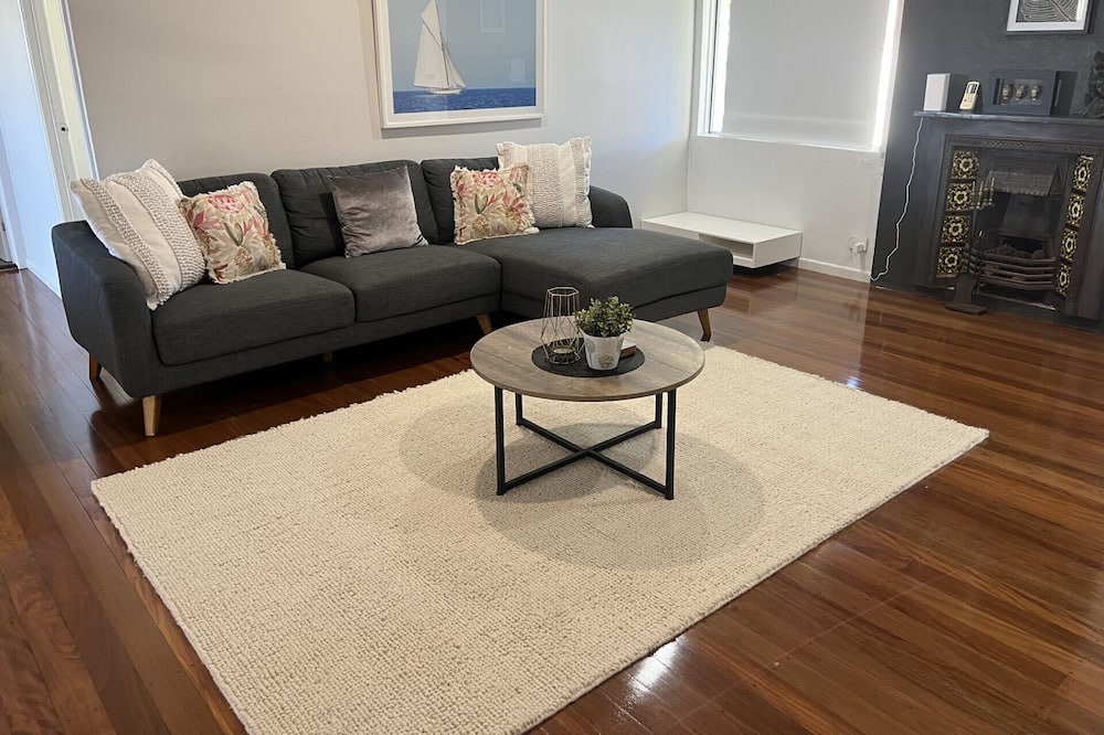 Photo of Livingroom in Biggera Waters