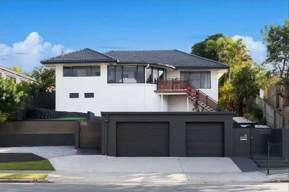 Photo of Outdoor in Biggera Waters