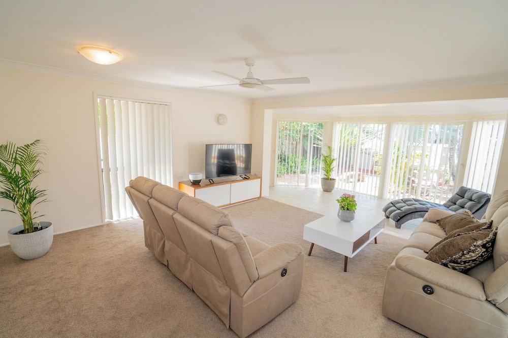 Photo of Livingroom in Runaway Bay