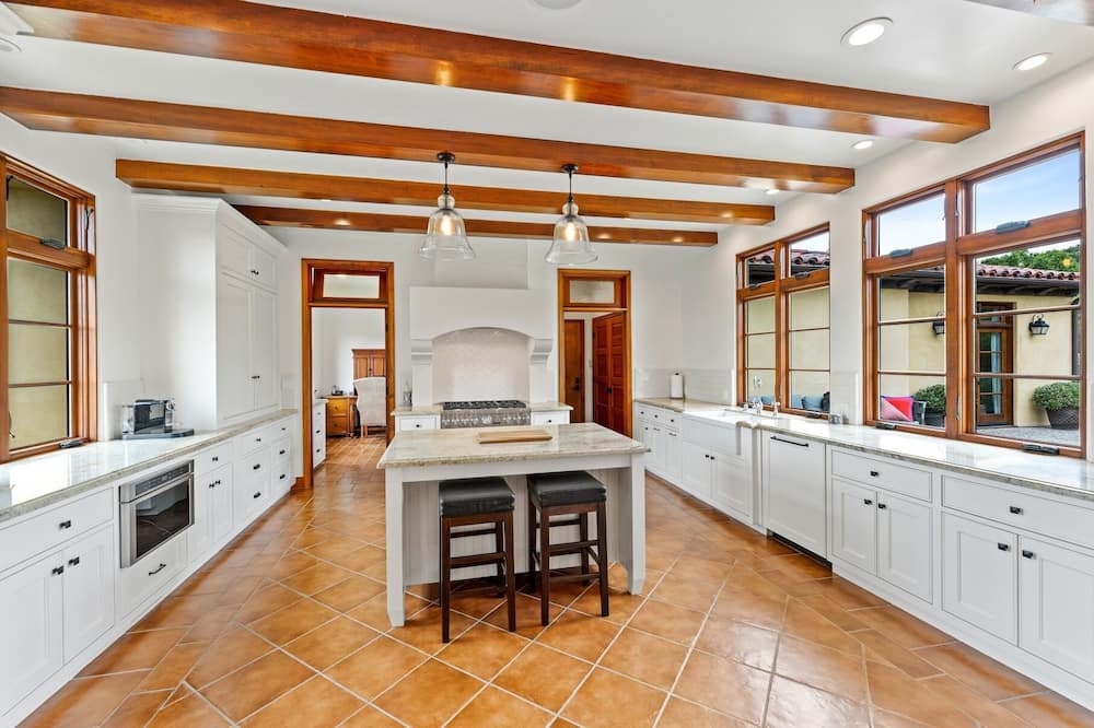 Photo of Kitchen in Toro Canyon