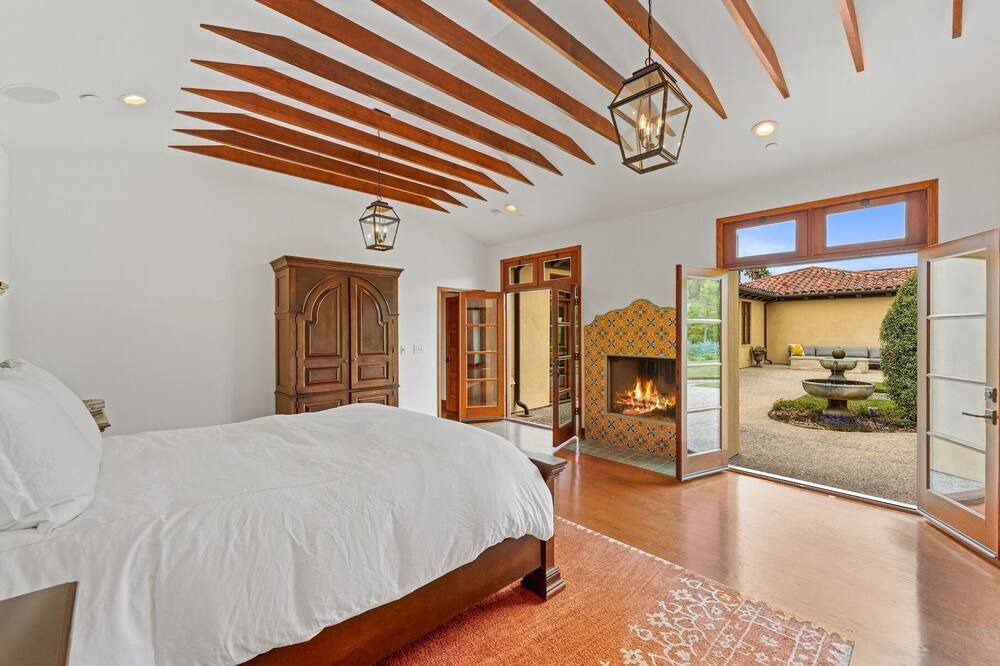 Photo of Bedroom in Toro Canyon