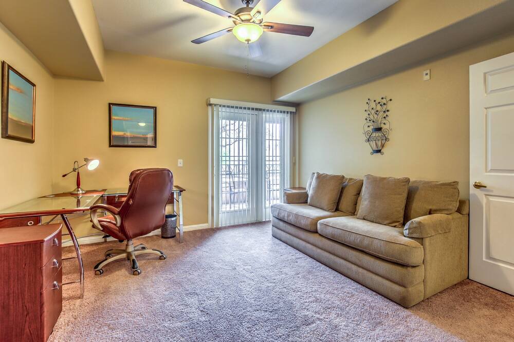 Photo of Livingroom in Summerlin